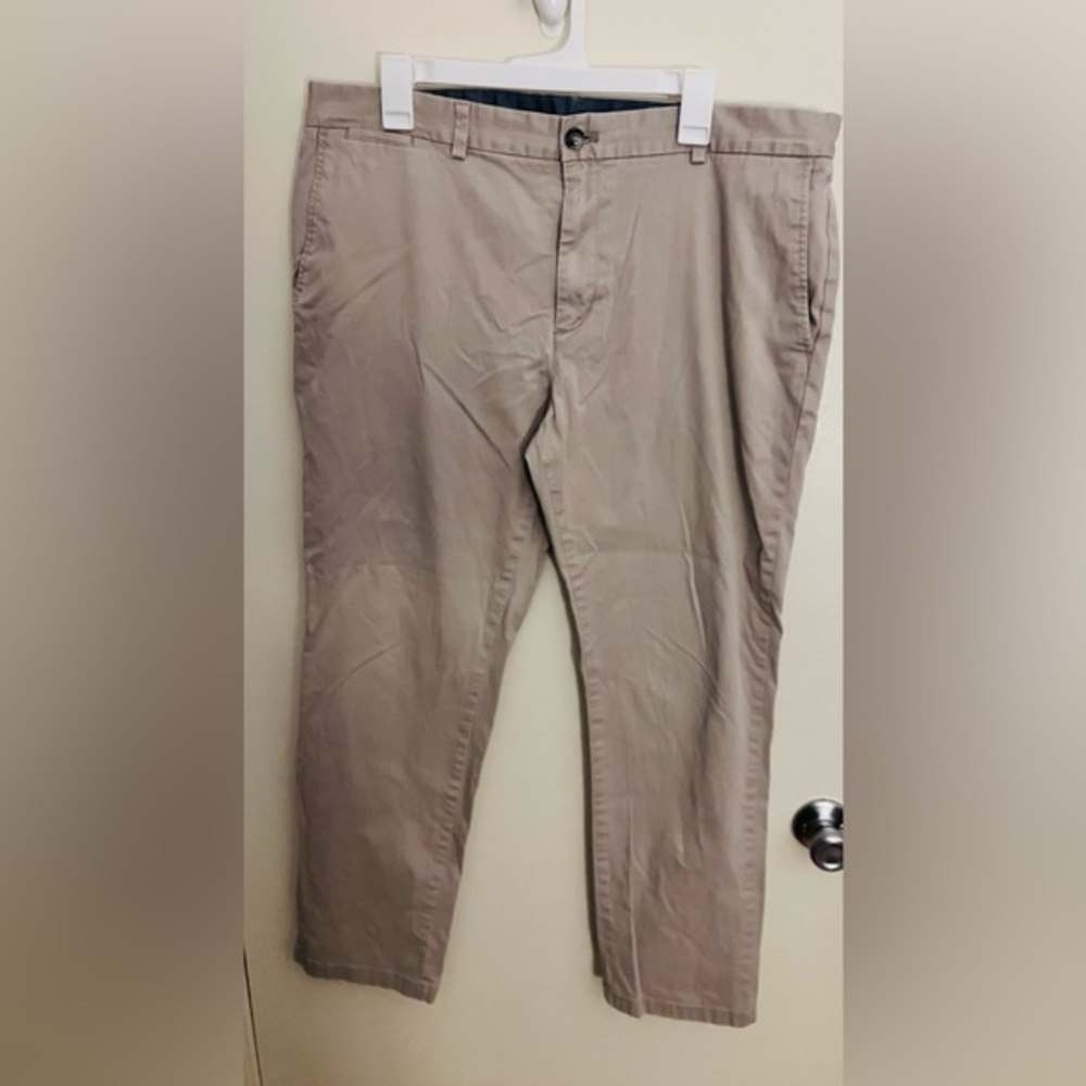 Vineyard Vines Men's Breaker Pant Khakis Size 38/30 Preppy Wardrobe Staple